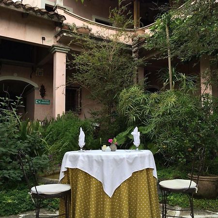 Bed and Breakfast La Casa Rosada Copan Ruinas Экстерьер фото